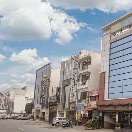 Hotel Delhi 37 By Star Group Near Delhi Airport New Delhi Eksteriør bilde