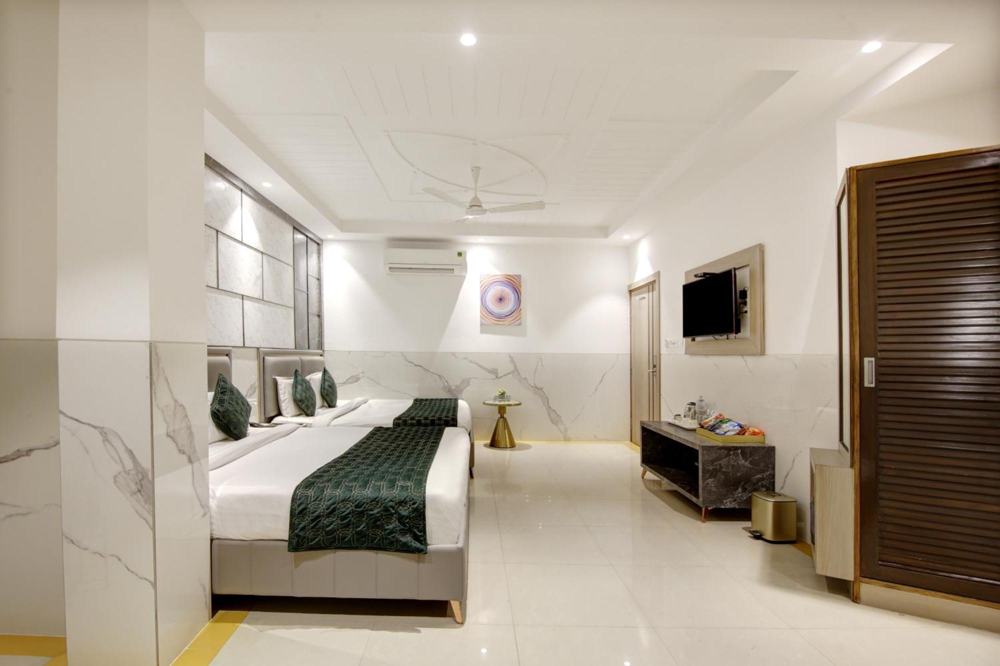 Hotel Delhi 37 By Star Group Near Delhi Airport New Delhi Eksteriør bilde